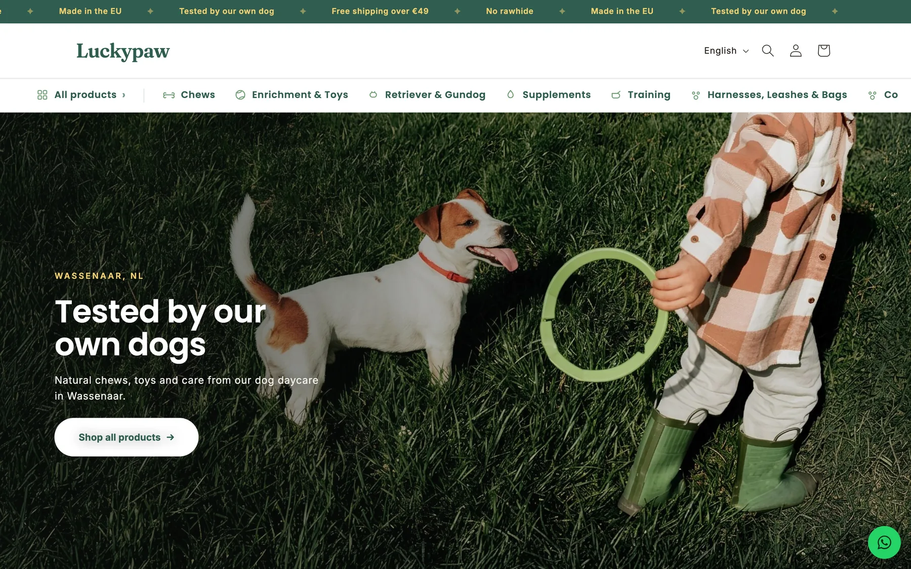 The Luckypaw shop homepage on luckypaw.eu, desktop view
